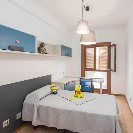 Πανσιόν Guestready - Naranjo House En Pleno Centro Telde