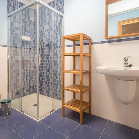 Гостевой дом Guestready - Naranjo House En Pleno Centro 4*