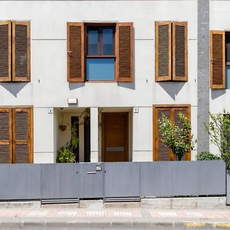 Guestready - Naranjo Duplex Place