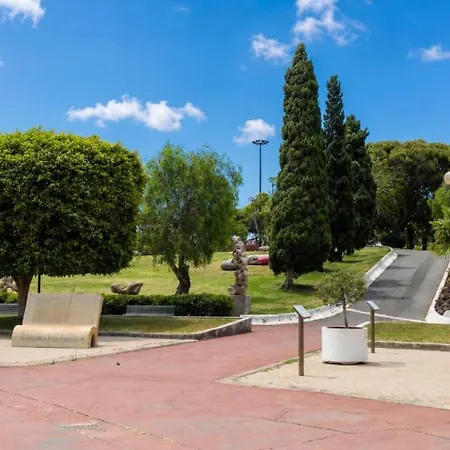 بيت ضيافة Guestready - Naranjo Duplex Place 4*