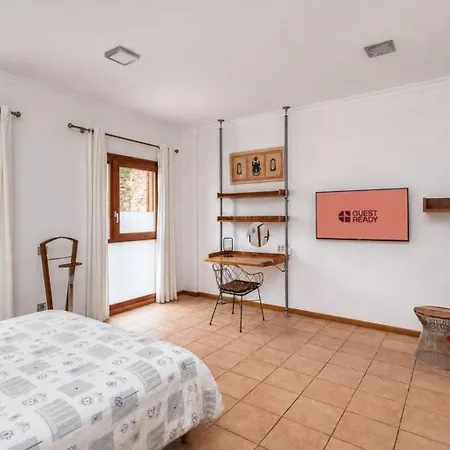 بيت ضيافة Guestready - Naranjo Duplex Place 4*